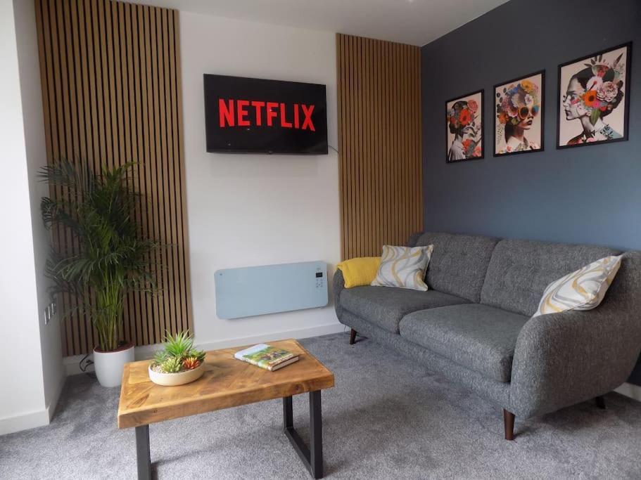 2 Bedroom Luxury City Centre Apt Lincoln Extérieur photo
